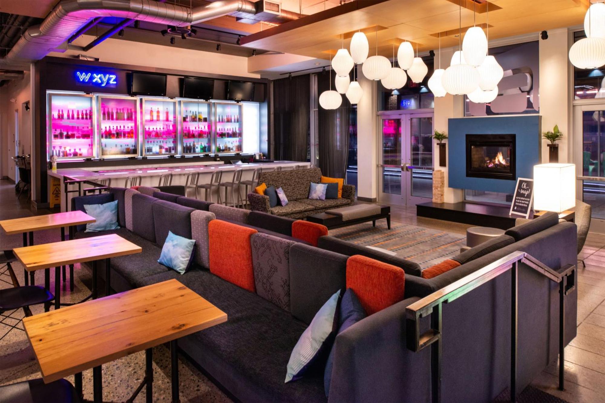 Aloft Lexington Hotel Exterior photo