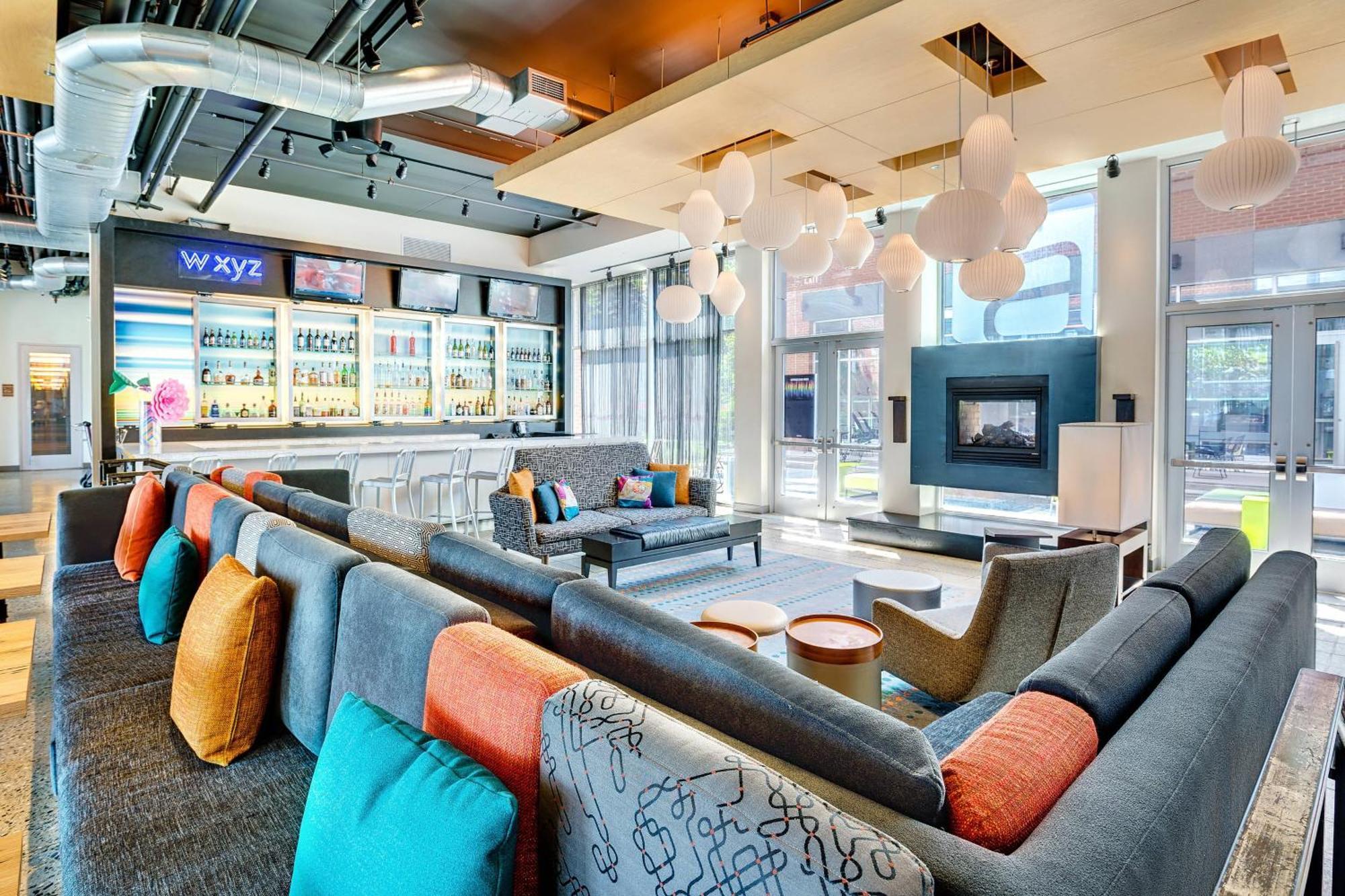 Aloft Lexington Hotel Exterior photo